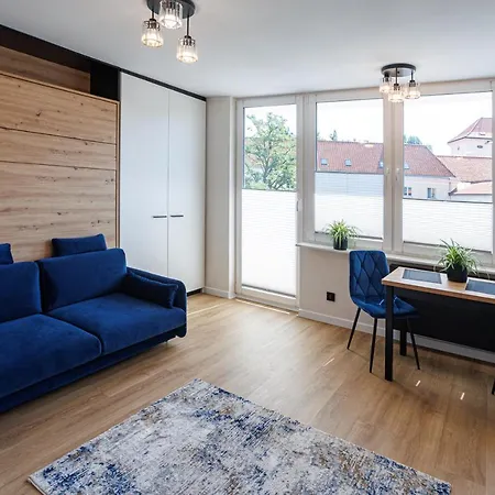 Senatorska * Varşova